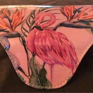 NWT - flamingo sunglasses case by Consuela